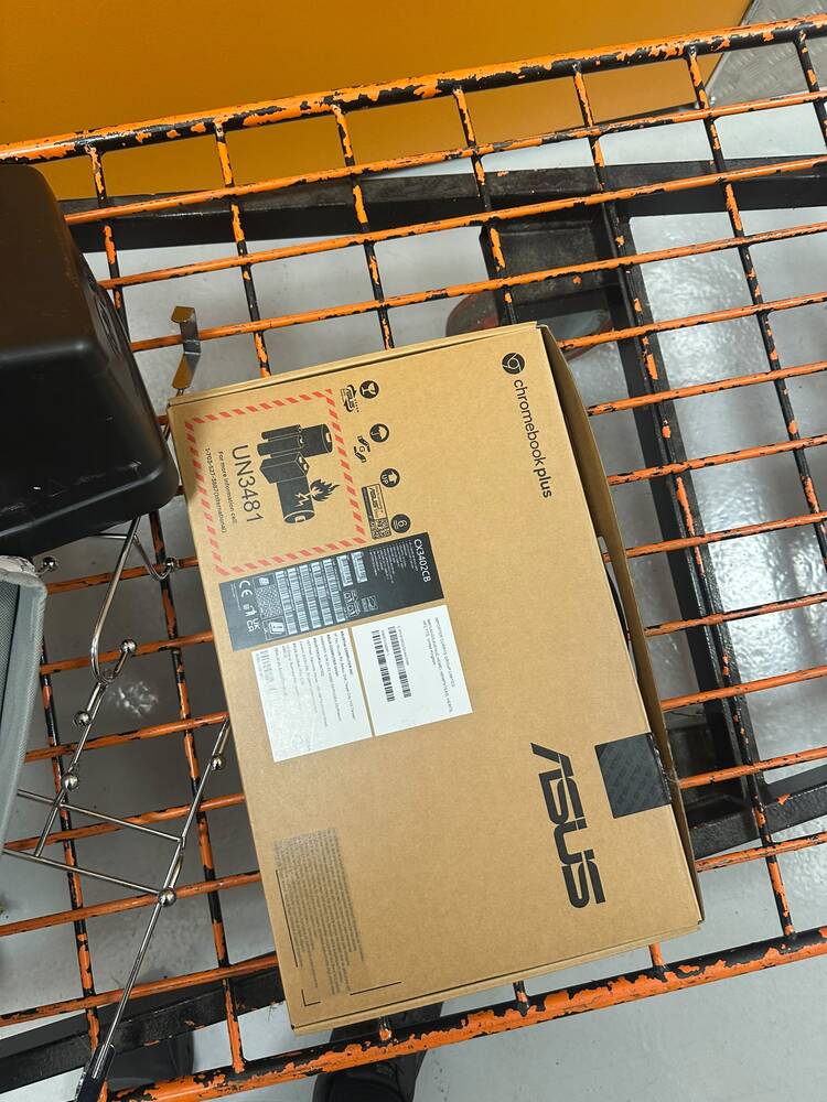 Orange Box - Derby Storage Facility auction IB-6068 21