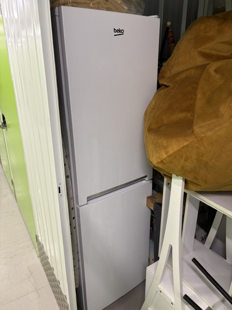 StorageMart Colchester Storage auction IB-2667