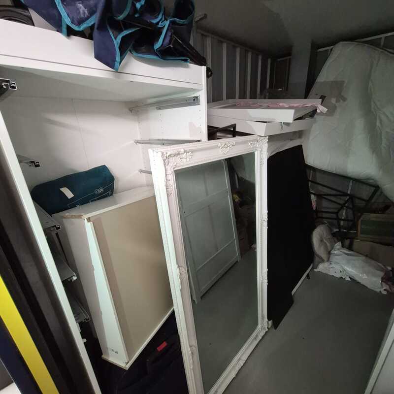 Paisley Storage Unit auction IB-6230 12