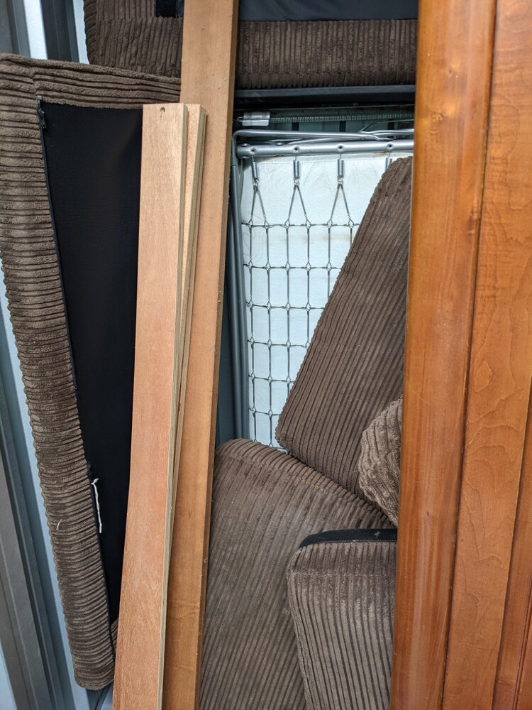 iBidOnStorage.co.uk StorageMart Auction 16626434612746