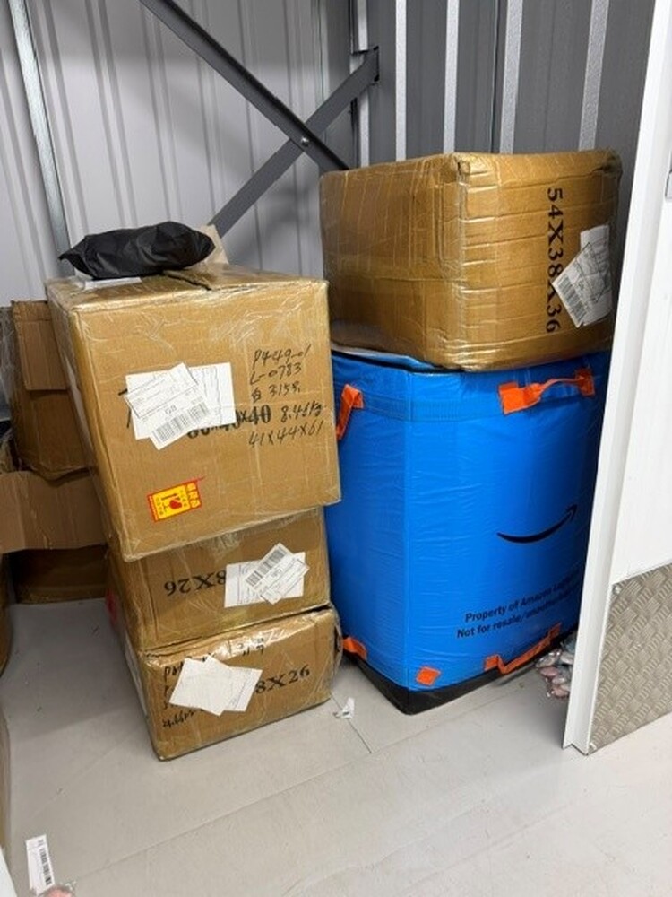 Poole  Storage auction IB-8868