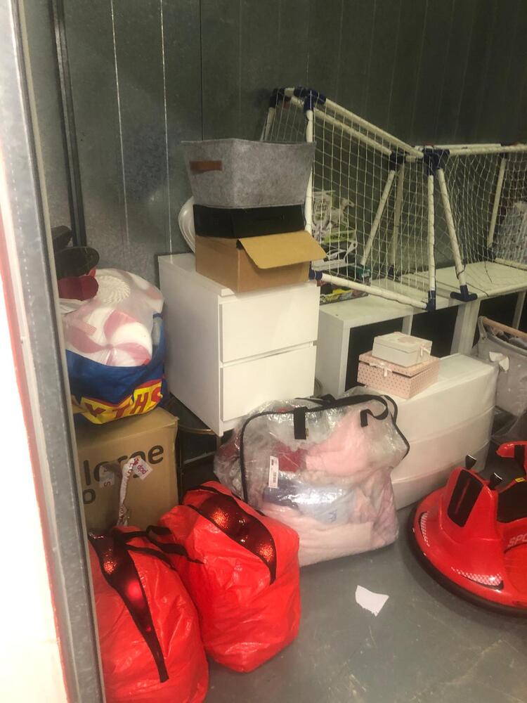 Orpington Self storage auction IB-5064