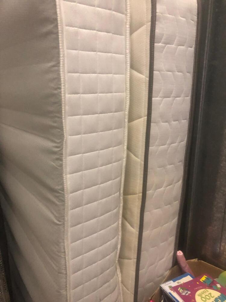 Orpington Storage Unit auction IB-5064 62