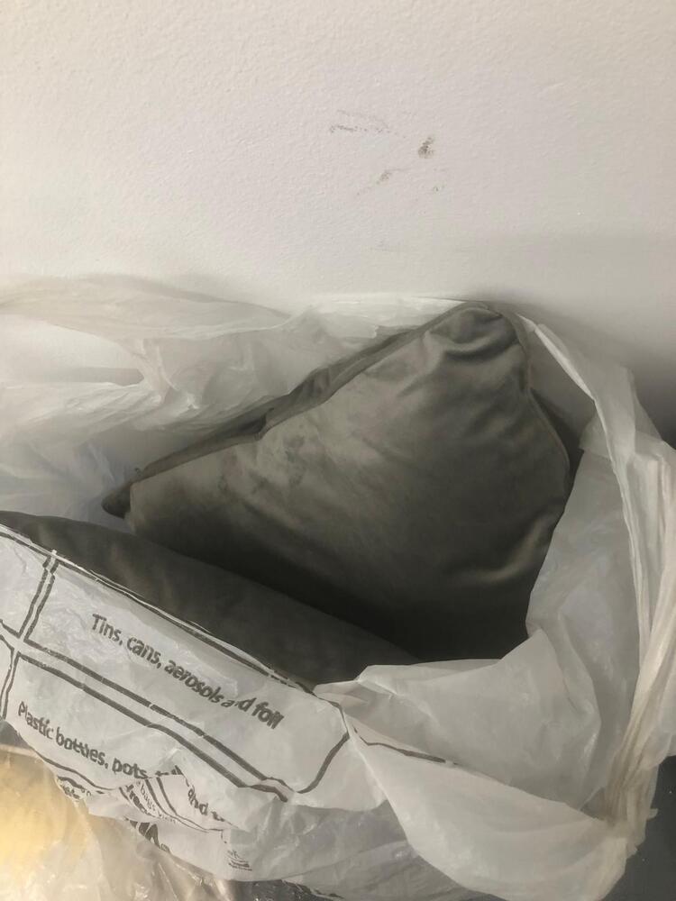 New Cross Storage Unit auction IB-4331