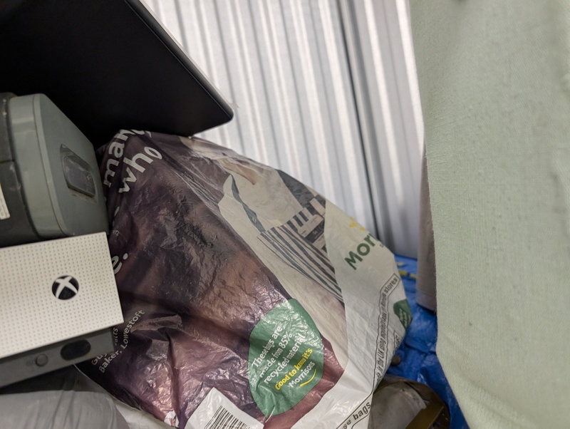 StorageMart Bognor Regis Storage Unit auction IB-9310