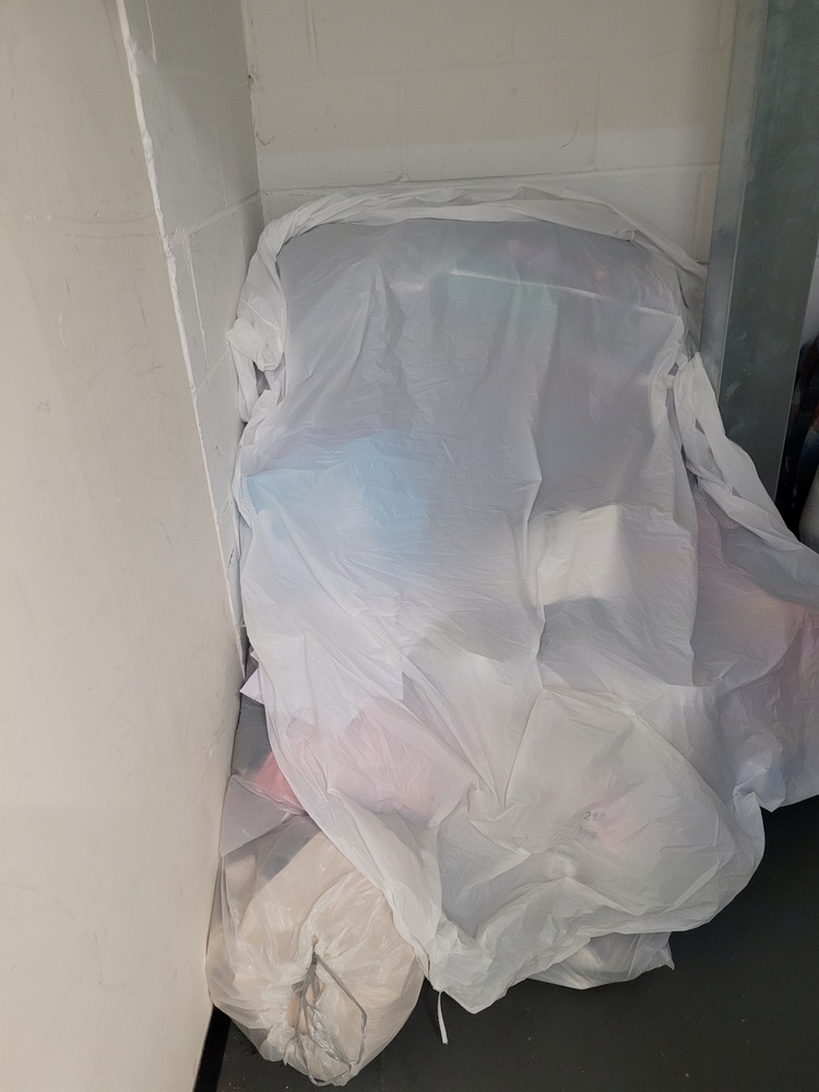 StorageMart Worthing Storage Unit auction IB-7721