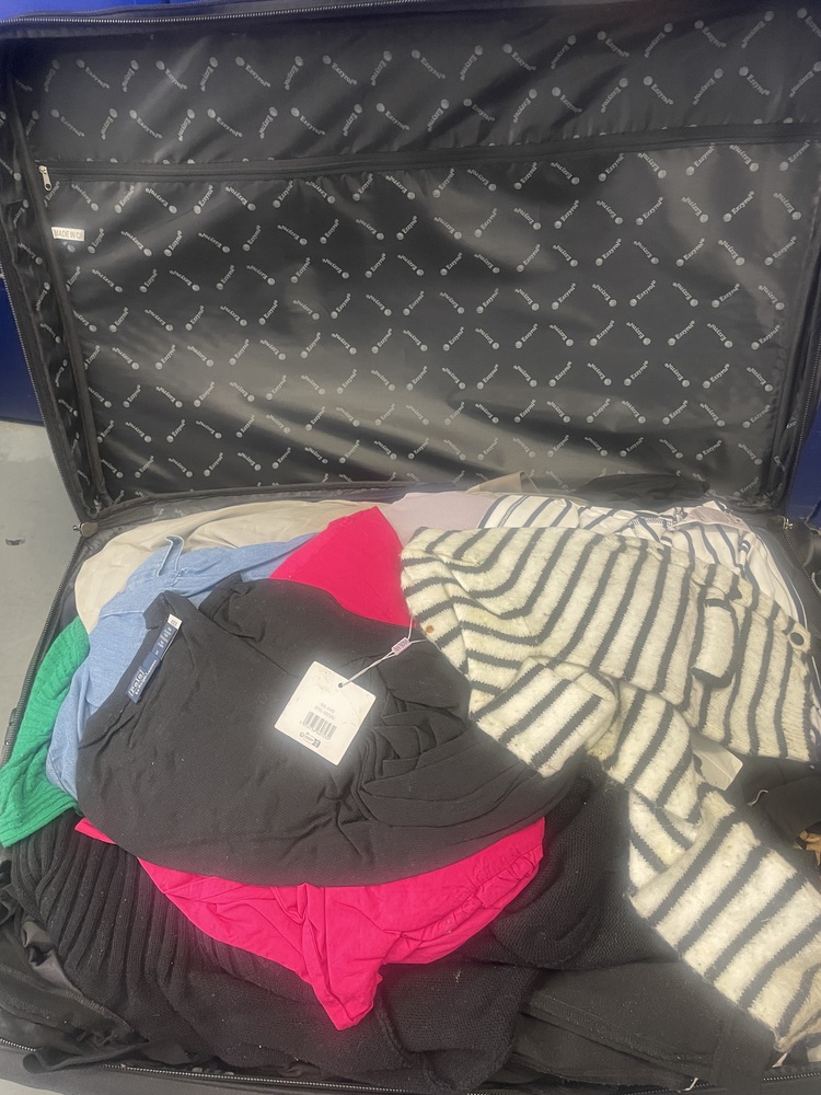 Holloway Rd Storage auction IB-9325 10