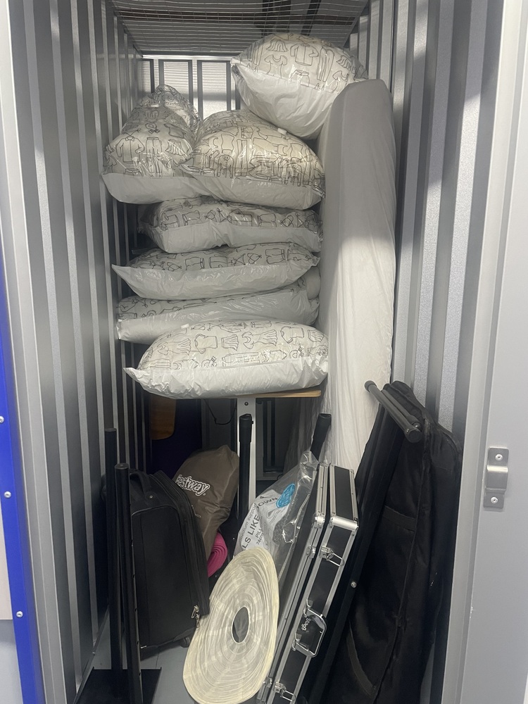 Holloway Rd Storage Unit auction IB-7584