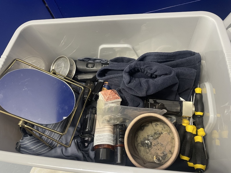 Wimbledon Storage auction IB-6358