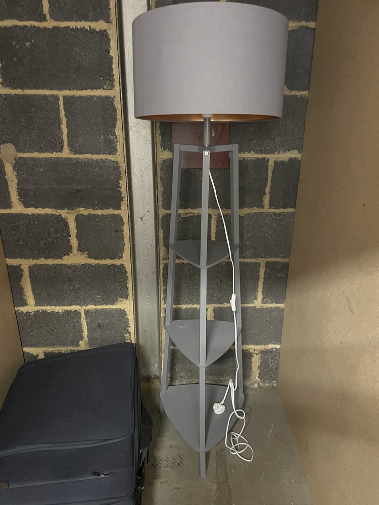 Wimbledon Storage Facility auction IB-6358