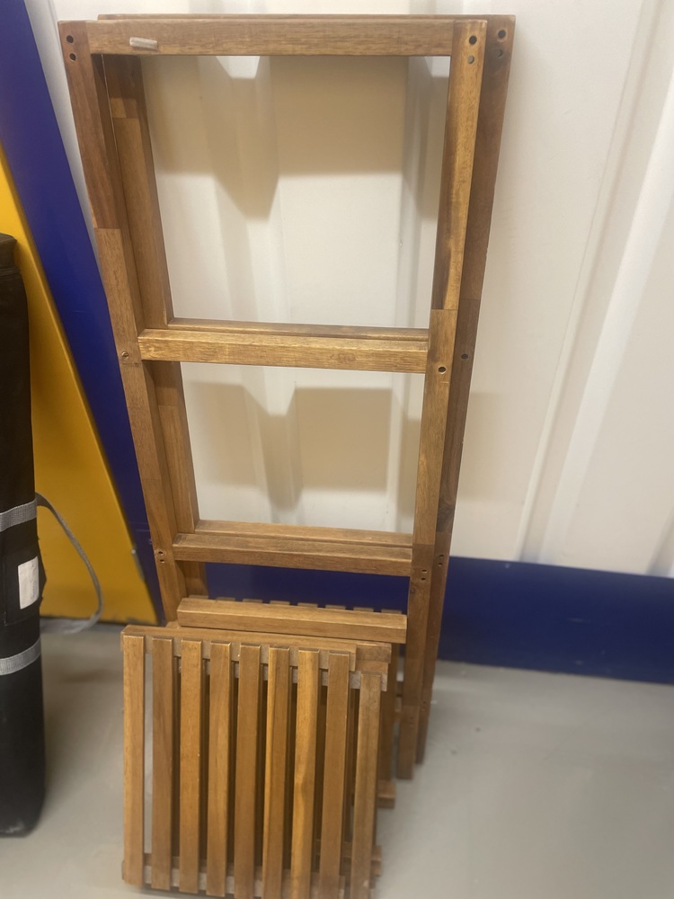 Clapham Storage auction IB-6197