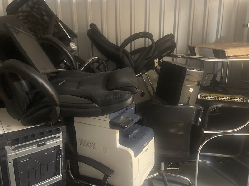 Clapham storage facility unit auction IB-6197 16
