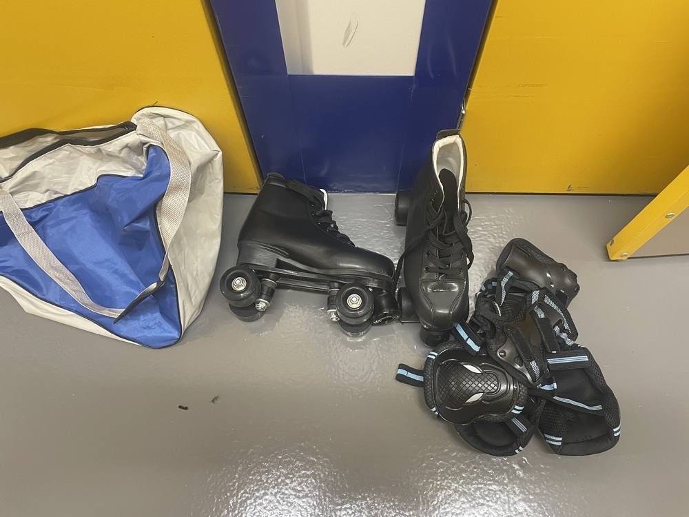 Crystal Palace Storage auction IB-3627 10