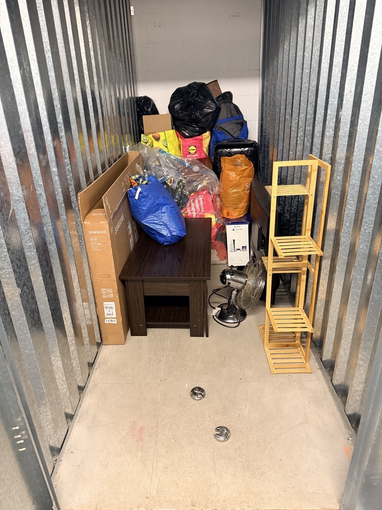 StorageMart Brighton (Hyde Business Park) Storage auction IB-1519