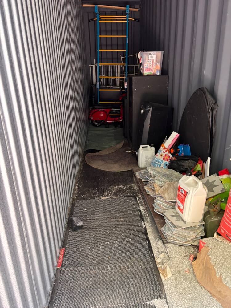 Devizes Self storage Storage Unit auction IB-9460