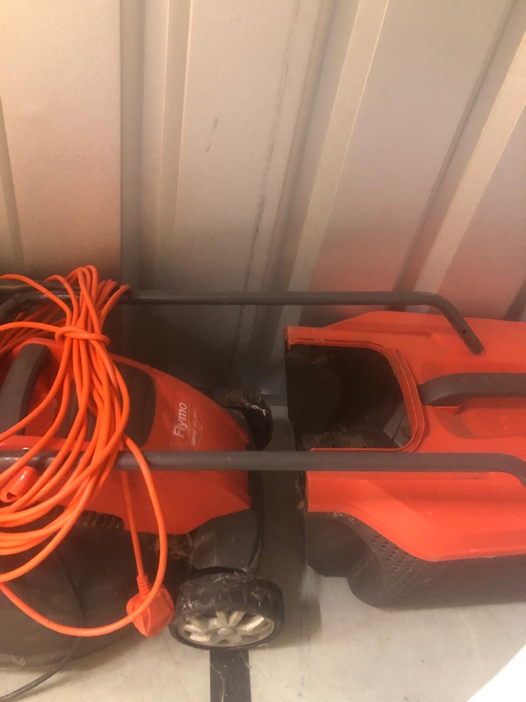 Guildford Storage Facility auction IB-5159