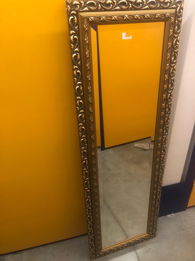 Guildford Self storage auction IB-5159 14
