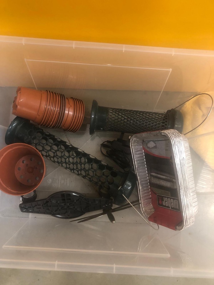 Guildford Self storage unit auction IB-5159 33