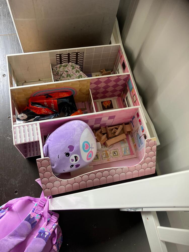 Cuboid Self Storage Chorley Storage auction IB-3641