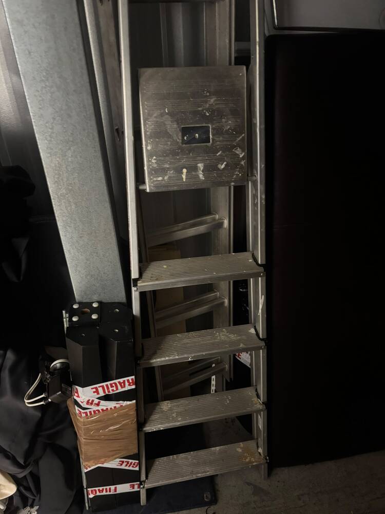 RUSHDEN Storage Facility auction IB-5902 21
