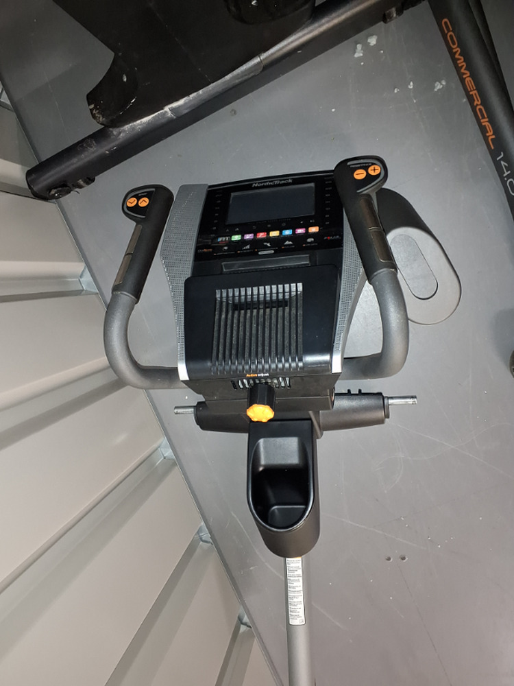 Yeovil Self storage auction IB-8980