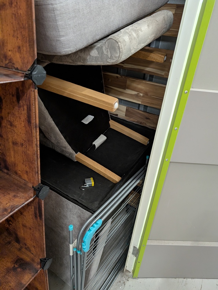 StorageMart Newhaven Storage Facility auction IB-3521
