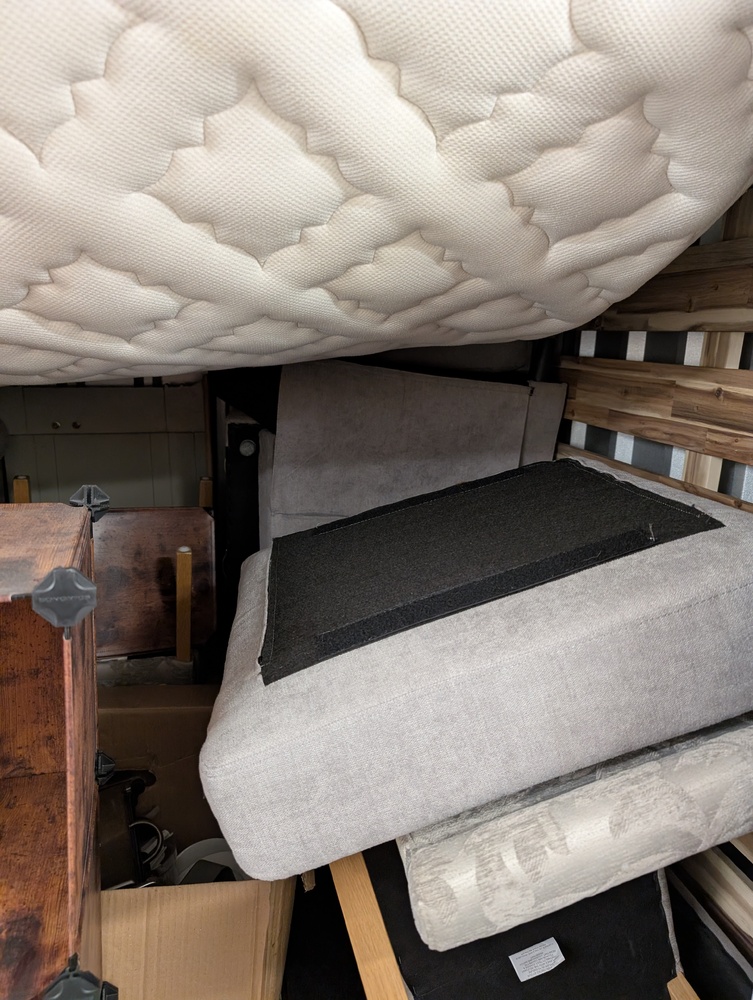 StorageMart Newhaven Self storage auction IB-3521