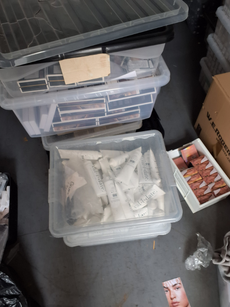 Bristol Central Self storage unit auction IB-7604