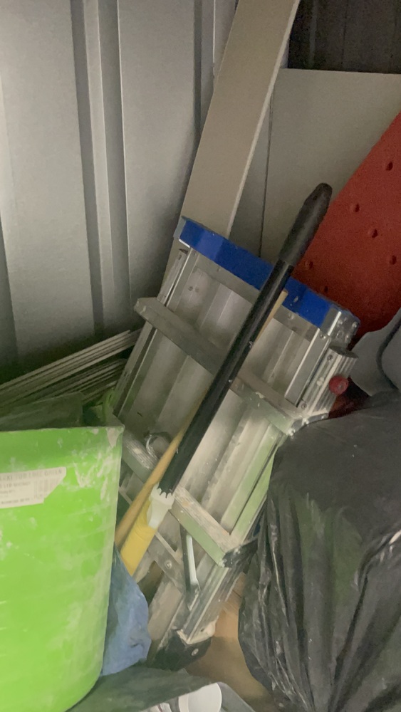 Kings Cross Storage auction IB-6795