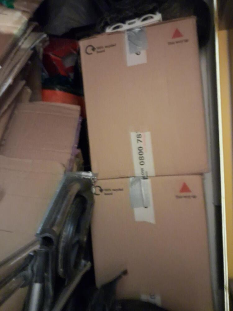Cricklewood Storage Unit auction IB-2168