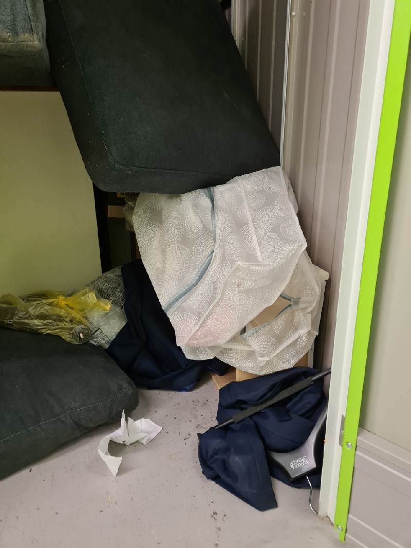 iBidOnStorage.co.uk StorageMart Auction 16159858834364