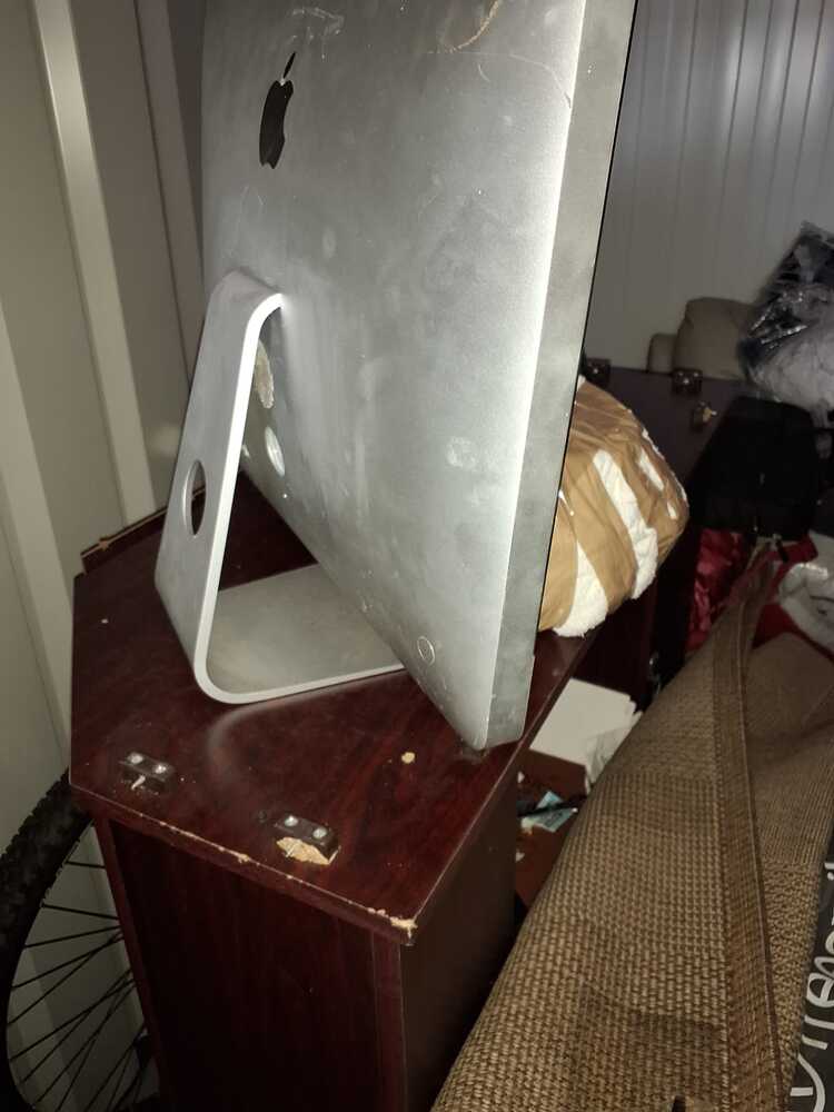 Bridgwater Self storage unit auction IB-9927 13
