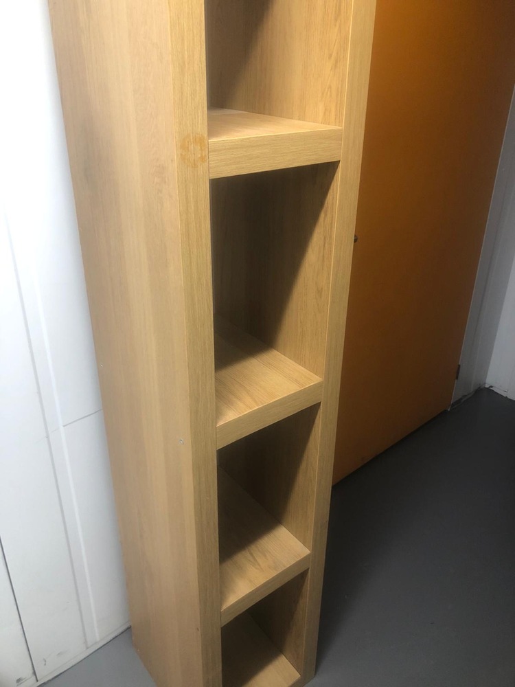 Redhill Self storage unit auction IB-9005