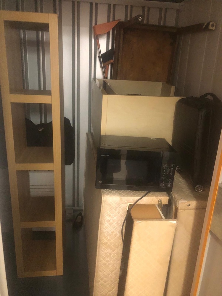 Redhill Storage Unit auction IB-9005 12