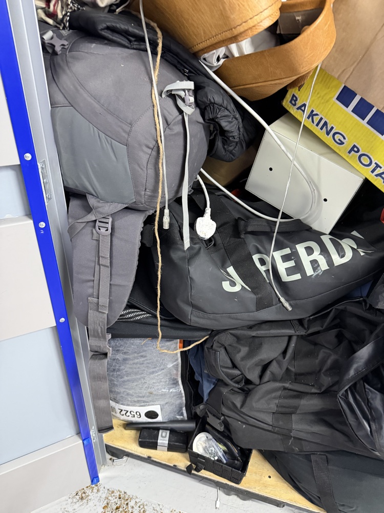 Paddington Self storage auction IB-6166