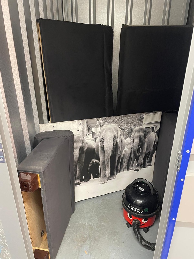Swanley Storage Facility auction IB-8291