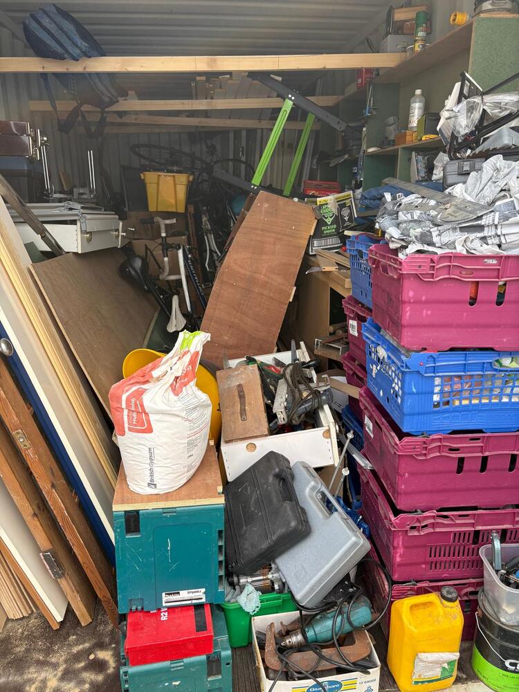 Leicestershire Self storage auction IB-2886 14