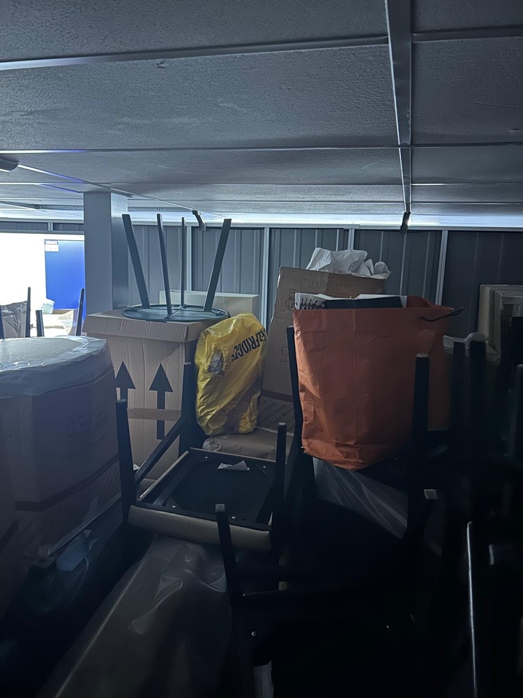 Morden Storage auction IB-2780 20