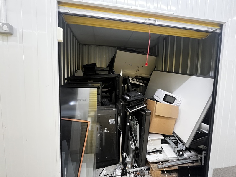 Storage Giant Telford storage facility unit auction IB-8646 26