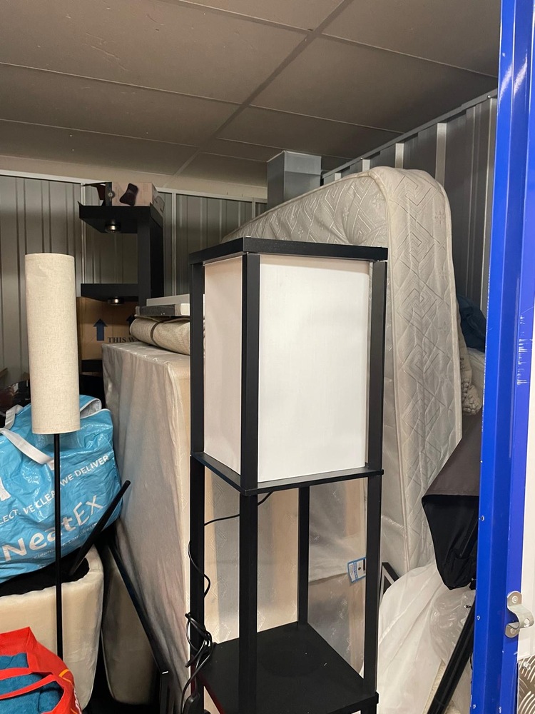 Chingford Storage Unit auction IB-4364