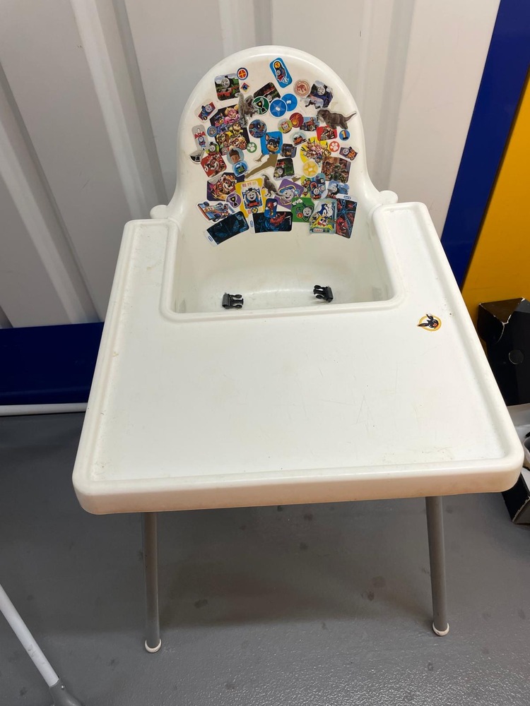 Chingford Self storage unit auction IB-9478