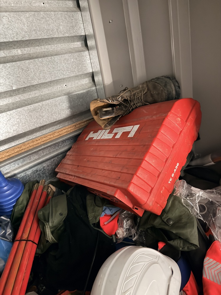 StorageMart Brighton (Hyde Business Park) Self storage auction IB-5869