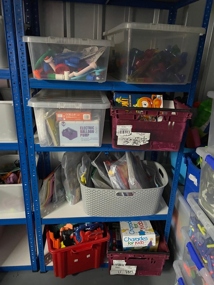 New Southgate (Bounds Green) Storage auction IB-2385 30