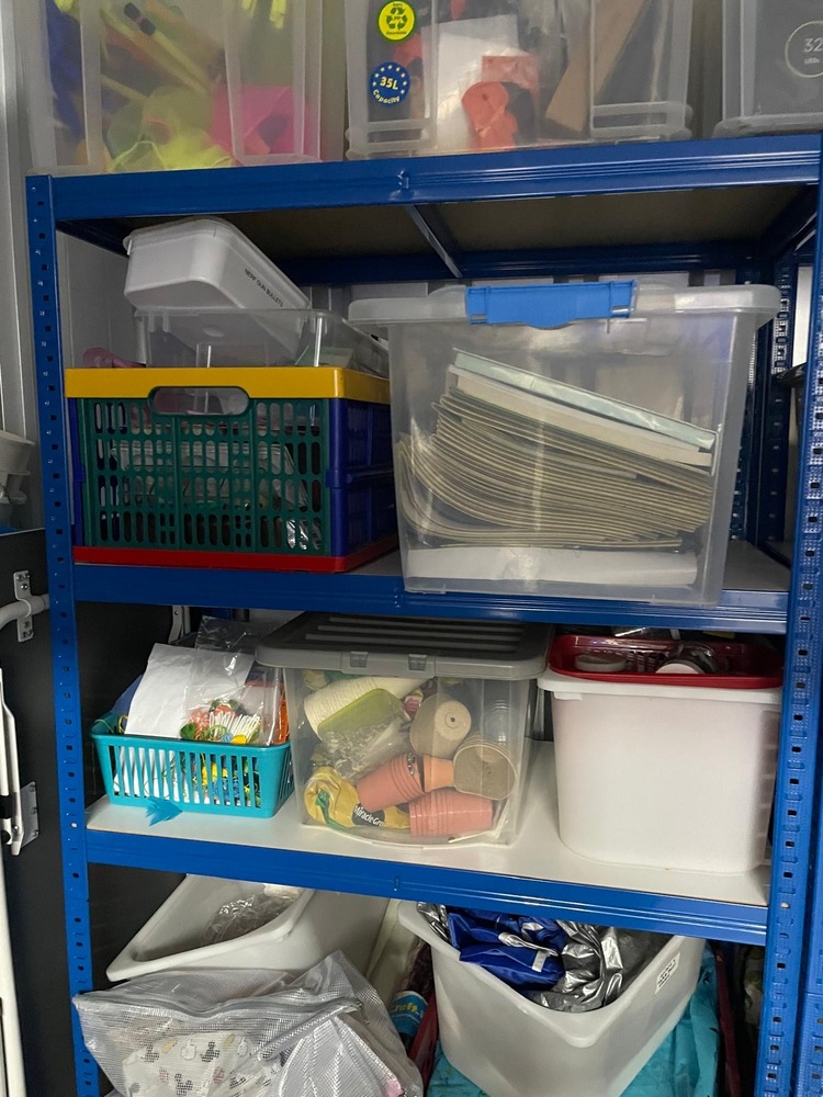 New Southgate (Bounds Green) Storage auction IB-2385 50