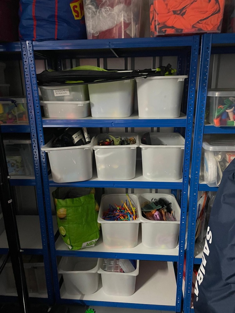 New Southgate (Bounds Green) storage facility unit auction IB-2385 56