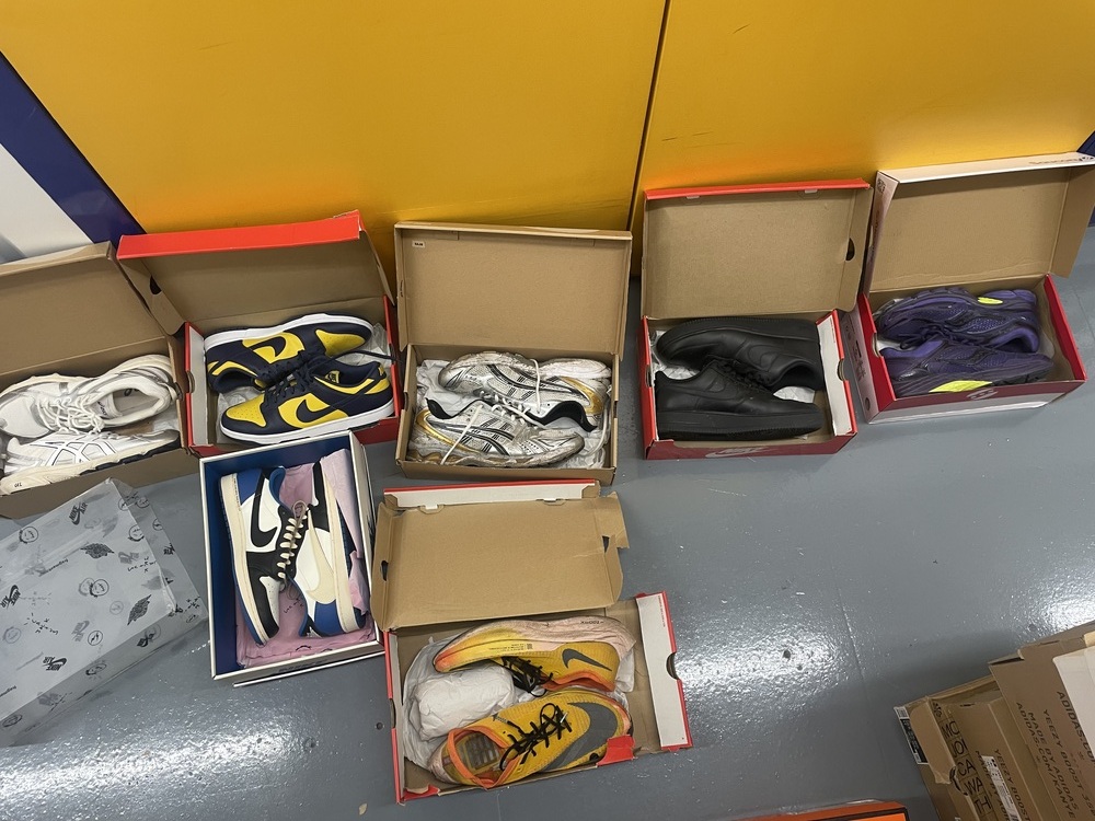 Staples Corner Self storage unit auction IB-8162 13