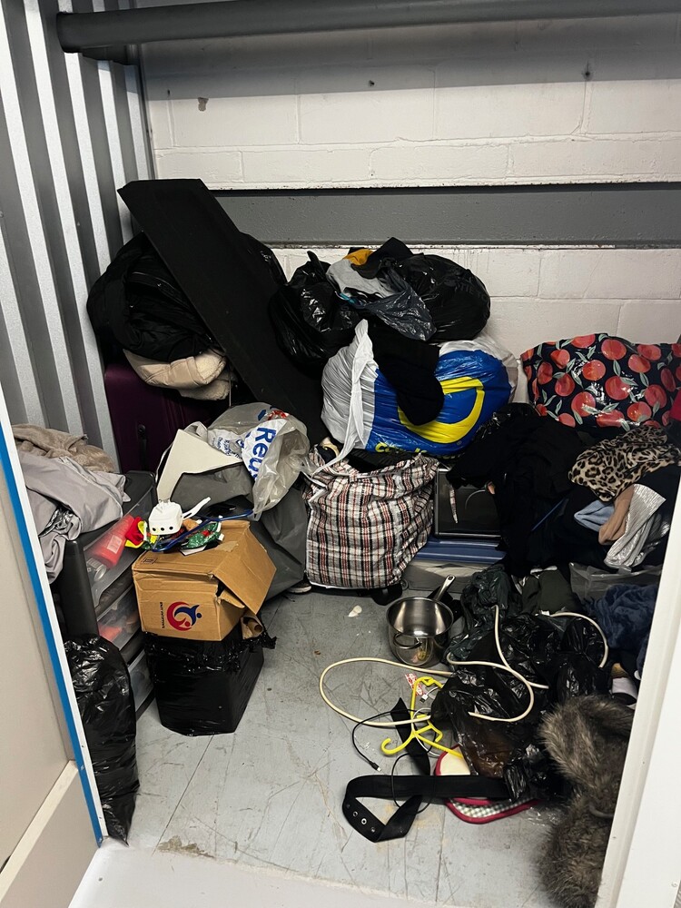 StorageMart Hove Storage Unit auction IB-2900 12