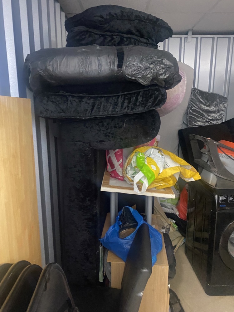 iBidOnStorage.co.uk Storage King Auction 16637707937419