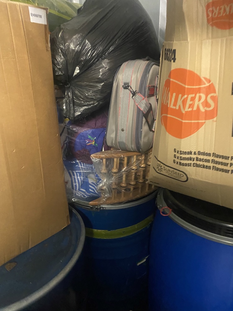 iBidOnStorage.co.uk Storage King Auction 16637707937419