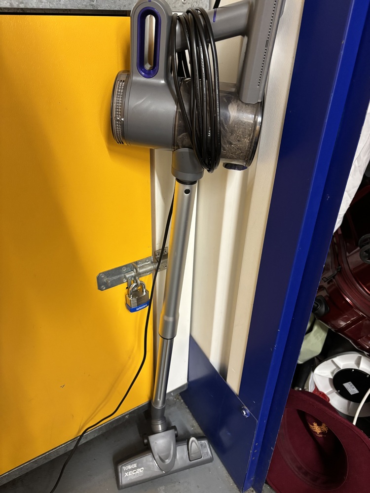 Battersea Lombard Self storage facility auction IB-8326 15